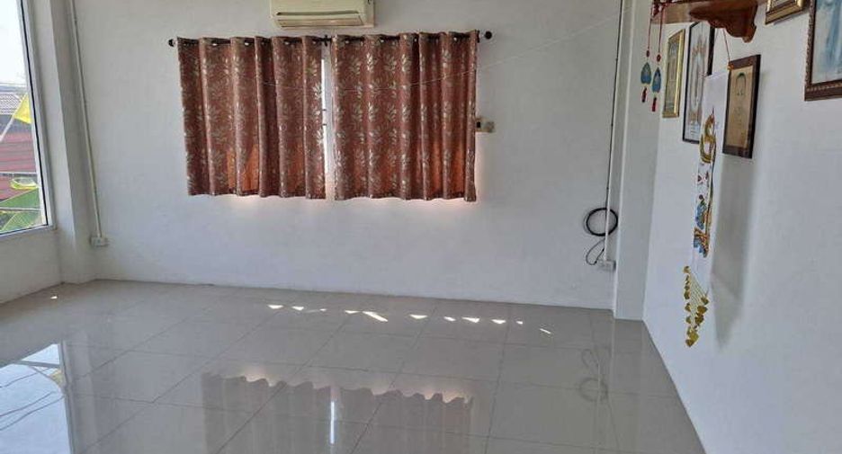 For sale warehouse in Lat Lum Kaeo, Pathum Thani