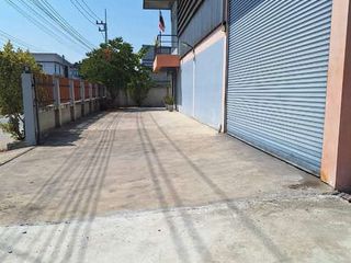 For sale warehouse in Lat Lum Kaeo, Pathum Thani