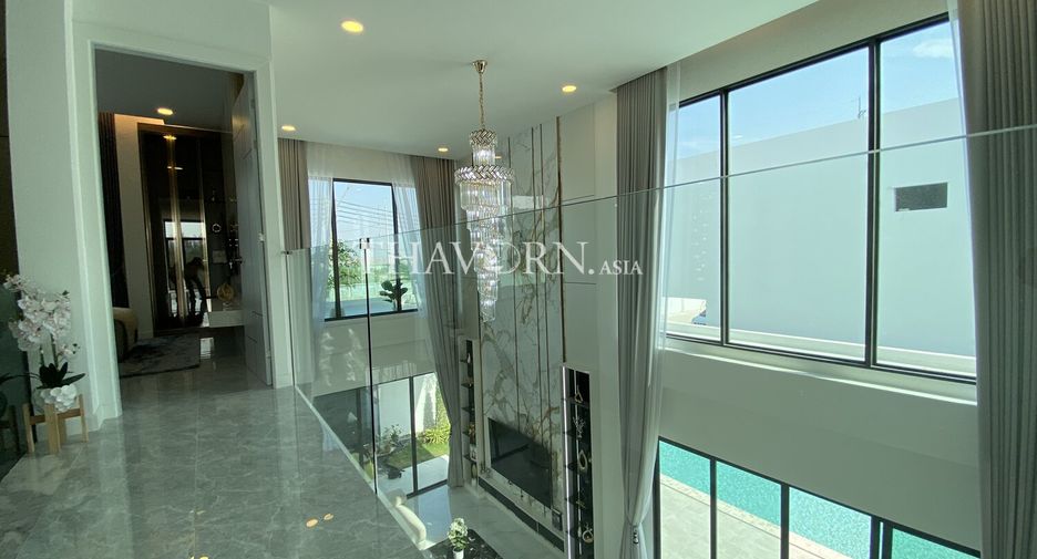 Haus zum Kauf mit 5 Zimmer in Bang Lamung, Chonburi