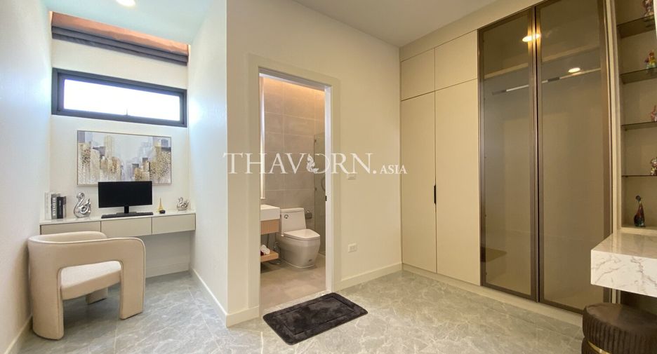 Haus zum Kauf mit 5 Zimmer in Bang Lamung, Chonburi