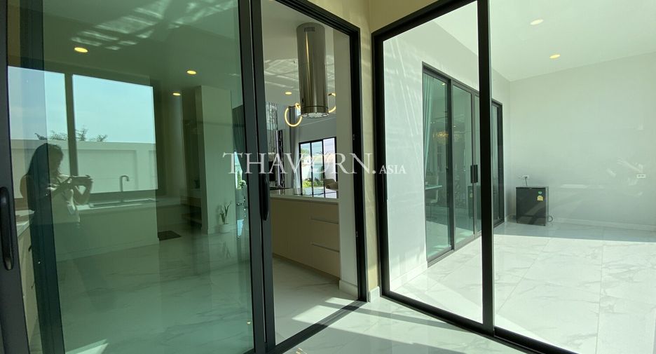 Haus zum Kauf mit 5 Zimmer in Bang Lamung, Chonburi