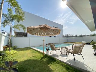 Haus zum Kauf mit 5 Zimmer in Bang Lamung, Chonburi