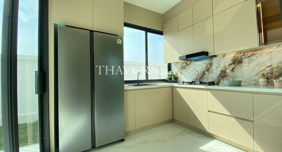 Haus zum Kauf mit 5 Zimmer in Bang Lamung, Chonburi