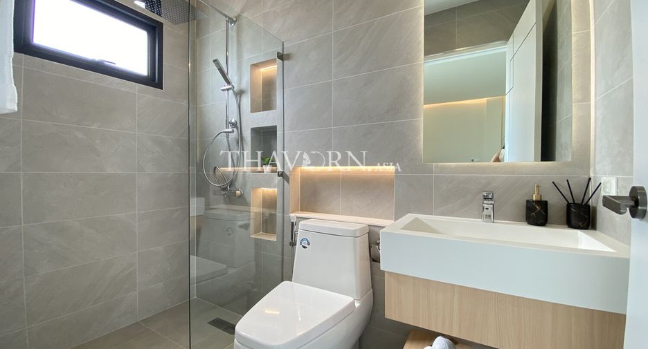 Haus zum Kauf mit 5 Zimmer in Bang Lamung, Chonburi