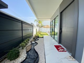 Haus zum Kauf mit 5 Zimmer in Bang Lamung, Chonburi