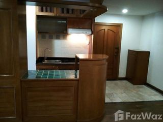 For rent 2 bed condo in Watthana, Bangkok