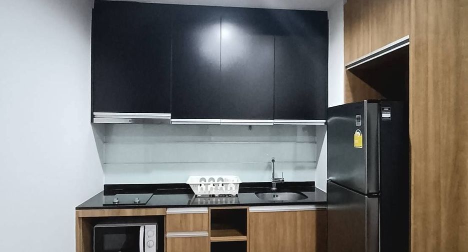 For sale studio condo in Pathum Wan, Bangkok