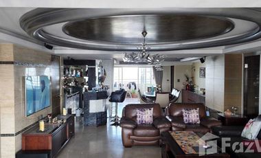 For sale 3 bed condo in Watthana, Bangkok