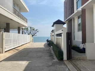 For sale 4 bed villa in Cha Am, Phetchaburi