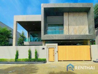 For sale 4 bedrooms house in Bang Lamung, Chonburi