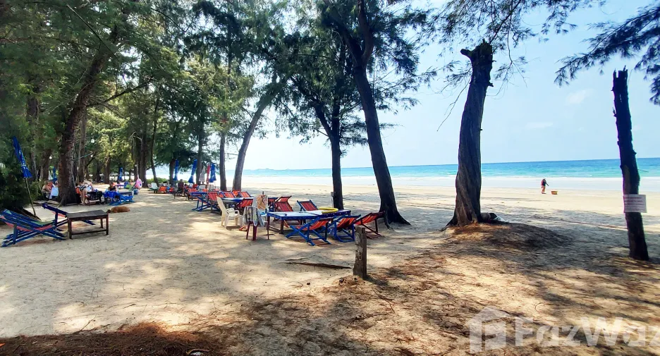 For sale 3 bed villa in Mueang Rayong, Rayong