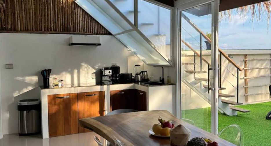 For sale 4 bedrooms villa in Ko Pha-ngan, Surat Thani