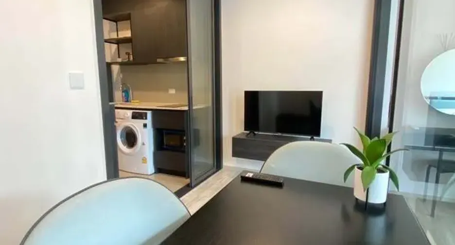 For sale studio condo in Huai Khwang, Bangkok