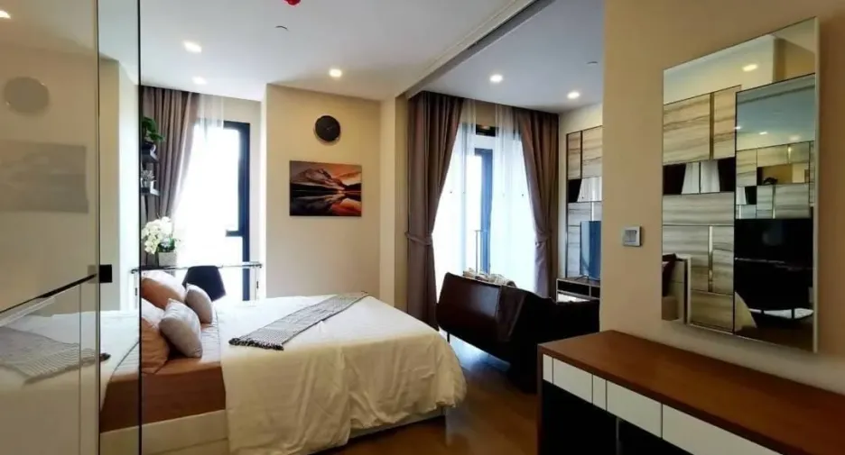 For rent studio condo in Khlong Toei, Bangkok