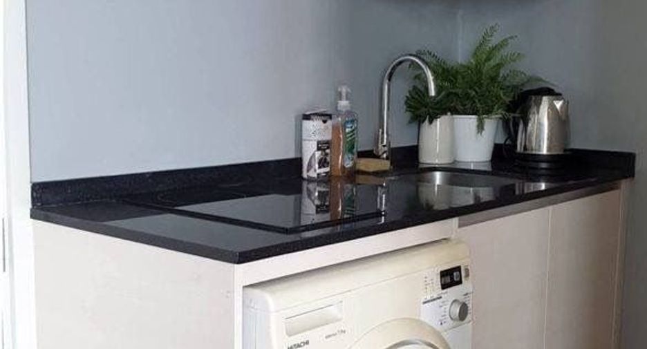 For rent studio condo in Huai Khwang, Bangkok