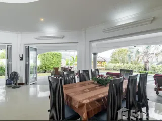 For sale 2 bed villa in Thalang, Phuket