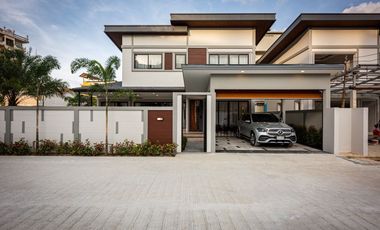 For sale 4 bed villa in Bang Lamung, Chonburi