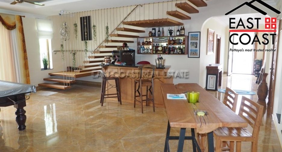 For sale and for rent 4 bedrooms house in Bang Lamung, Chonburi