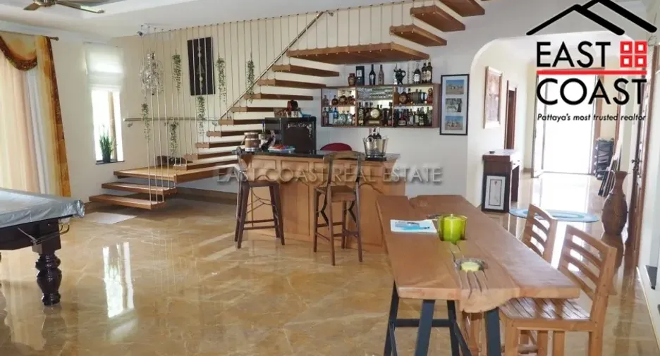 For rent and for sale 4 bedrooms house in Bang Lamung, Chonburi