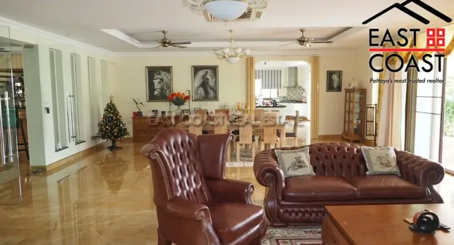 For rent and for sale 4 bedrooms house in Bang Lamung, Chonburi