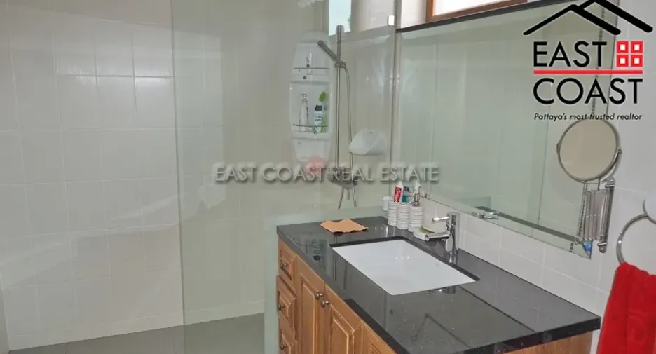 For rent and for sale 4 bedrooms house in Bang Lamung, Chonburi