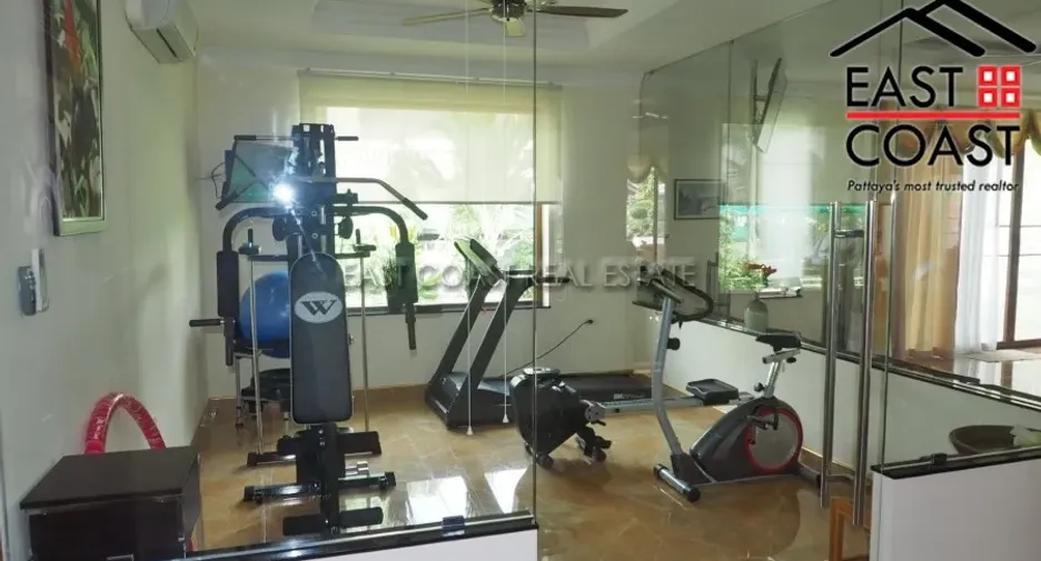 For rent and for sale 4 bedrooms house in Bang Lamung, Chonburi