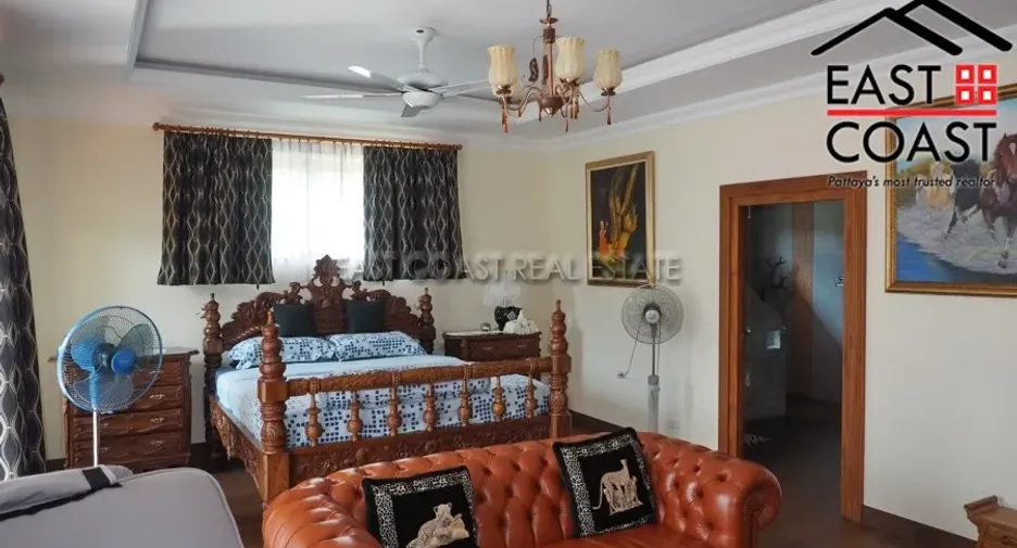 For rent and for sale 4 bedrooms house in Bang Lamung, Chonburi