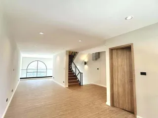 For rent 4 bed retail Space in Thalang, Phuket