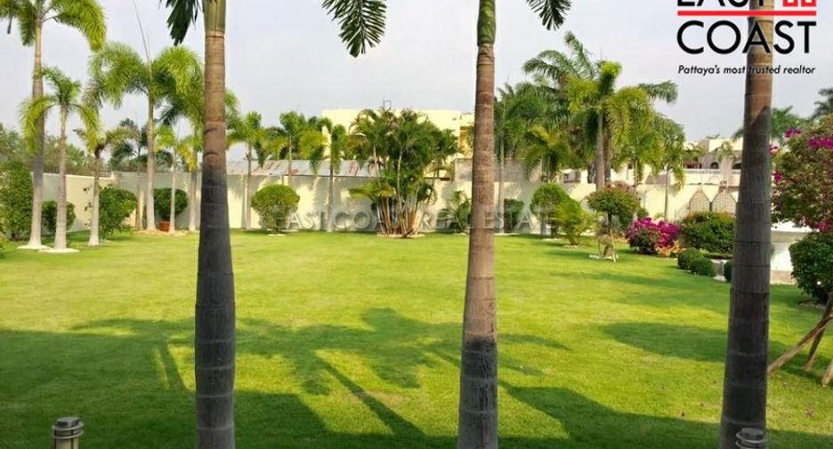For rent 4 bedrooms house in East Pattaya, Pattaya