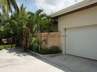 For rent 3 bedrooms house in Bang Lamung, Chonburi
