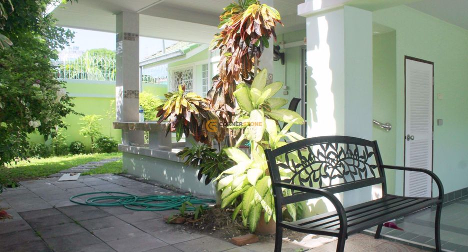出租 4 卧室 独立屋 在 Bang Lamung, Chon Buri