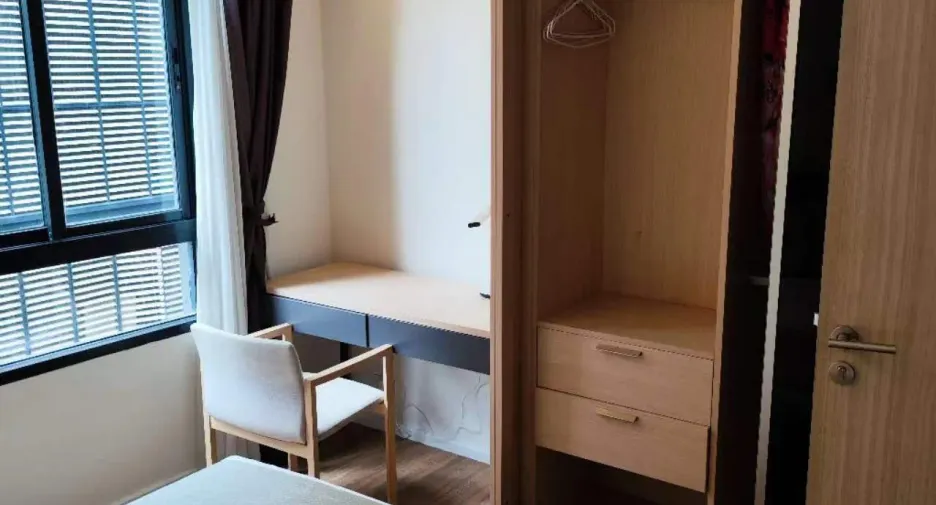 For sale 2 bed condo in Khlong Toei, Bangkok