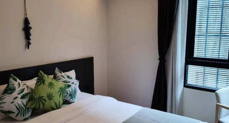 For sale 2 bed condo in Khlong Toei, Bangkok