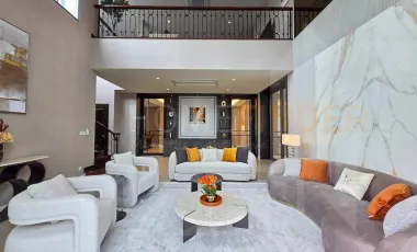 Haus zur Miete mit 5 Zimmer in Saphan Sung, Bangkok