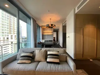 For rent 2 bedrooms condo in Khlong Toei, Bangkok