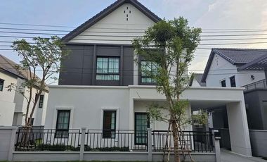 For rent 4 bed house in Bang Phli, Samut Prakan