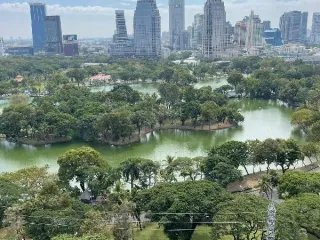 For sale 4 Beds condo in Pathum Wan, Bangkok