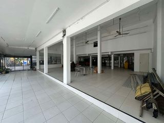 For rent warehouse in Pak Kret, Nonthaburi