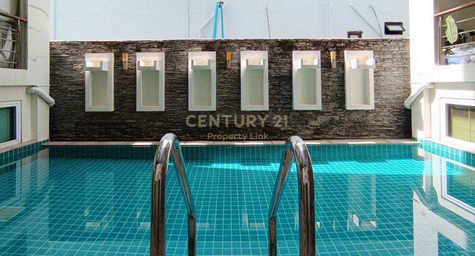 For sale 1 bed condo in Phaya Thai, Bangkok