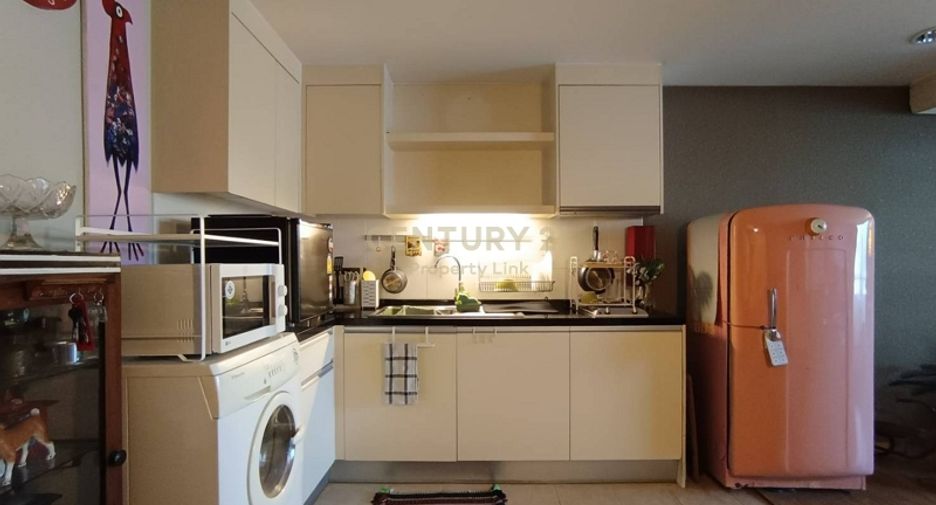 For sale 1 bed condo in Phaya Thai, Bangkok