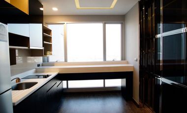 For rent and for sale 1 bed condo in Phaya Thai, Bangkok