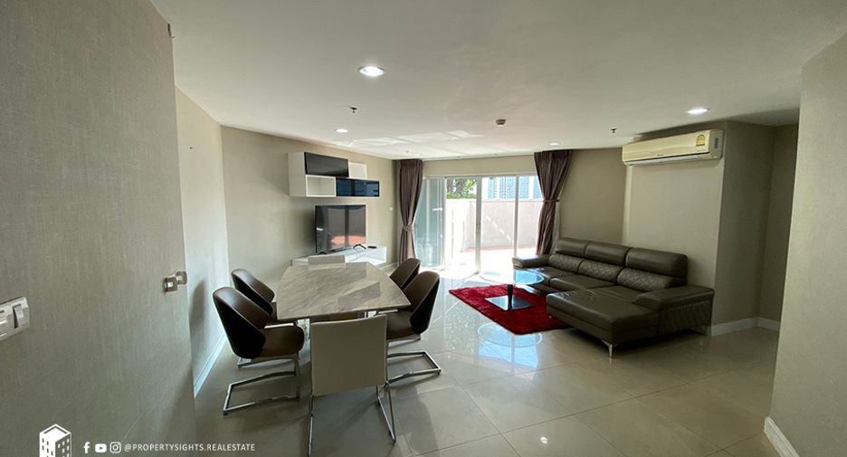For rent 5 bed condo in Huai Khwang, Bangkok