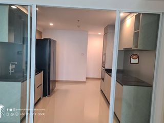 For rent 3 bed condo in Yan Nawa, Bangkok