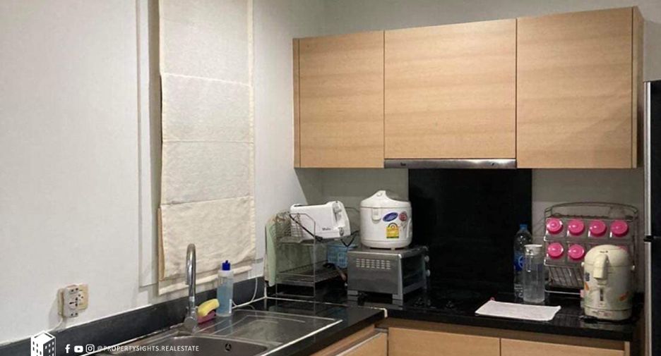 For rent 1 bed condo in Watthana, Bangkok