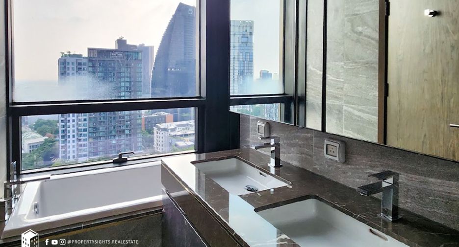 For rent 2 bed condo in Khlong Toei, Bangkok
