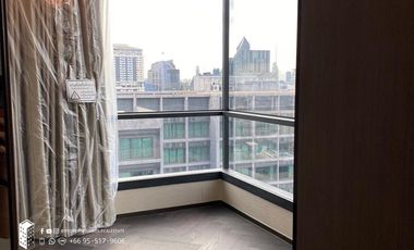 For sale 2 bed condo in Khlong Toei, Bangkok