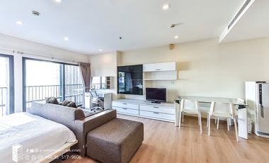 For sale 1 bed condo in Khlong Toei, Bangkok