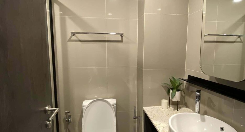 For sale 1 bed condo in Huai Khwang, Bangkok