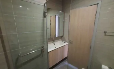 For rent 1 bed condo in Phaya Thai, Bangkok