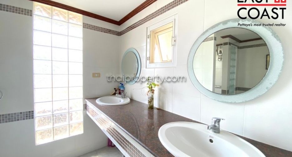For sale 2 Beds condo in Pratumnak, Pattaya